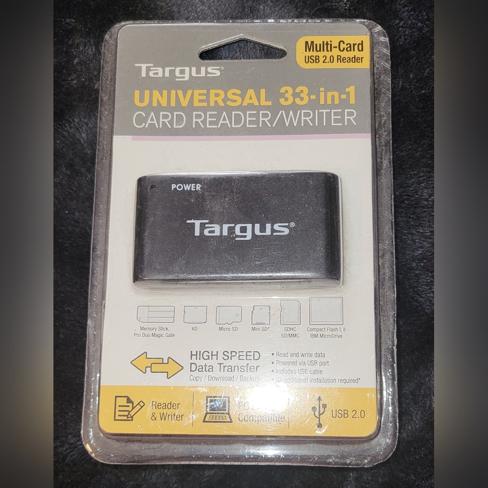 Targus 33 in 1 card reader/writer